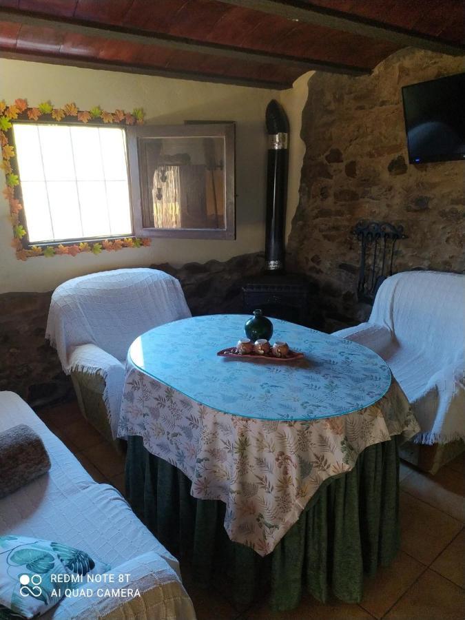 La Casa De Los Bonales Arroyomolinos de León Kültér fotó